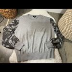 Monrow Camo Contrast Sleeve Cotton Cashmere Blend Sweater Sweatshirt Size L Photo 1