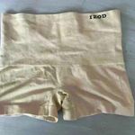 IZOD  Boy Short Tummy Control Shapewear Size Medium Girdle Panty Photo 3