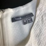 Vince Sheath Dress Textured Snake Print 3/4 Length Sleeves Mod Retro White sz 12 Photo 8