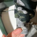 Win win camo hoodie top​​​​ Photo 3