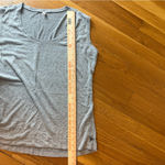 The Black Dog  Muscle T Shirt Women’s Medium Heathered Grey Photo 10