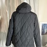Sleek Black Puffer Jacket reversible Size XL Photo 3