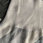 Nike Golf  sweater women’s gray knit preppy striped size small 98$ Photo 2