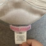 Jordan Emme  Gray and Pink Tank Top with French-Inspired Design junior 3x Photo 2