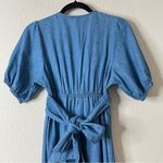 Old Navy  Fit & Flare Twist-Front Maxi Dress Chambray Size Small Photo 5