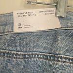 American Eagle NWT Highest Rise 90's Boyfriend Distressed Blue Jeans Plus Sz 18R Photo 8