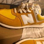 New Balance Tan / Yellow 696 Suede Sneakers Photo 4