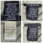 Torrid Rayon Button Shirt - Size 1 - EUC Photo 5