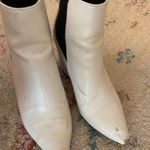 Qupid White Booties Photo 2