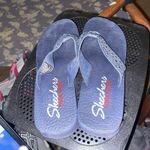 Skechers  Sandals Yoga Foam Thong Flip Flop Size 8 bling Photo 3