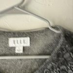 Elle Sweater Womens Large Gray Embroidered Shoulder Pullover Lightweight Casual Photo 3