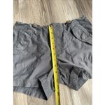 Vintage Y2k American Eagle Shorts‎ Womens 2 Grey 3" Inseam Cargo Pockets Micro Gray Size 0 Photo 7