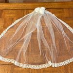 Elegant Cream Lace & Roses Bridal Veil White Photo 0