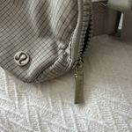 Lululemon Everywhere Belt bag Photo 4