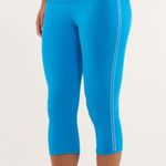 Lululemon Power Flow Crop Legging in Beach Blanket Blue/Aquamarine Size 4 • $78 Photo 7