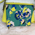Emma & Sophia shoulder bag; EUC Yellow Photo 4