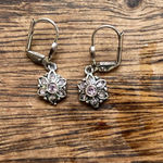 None On hold Simple sweet little flower with pink and clear crystal earrings Photo 4