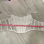 Victoria's Secret  Lace white Corset Top no tag is like sz XS 
SEE ALL PICTURES Photo 3