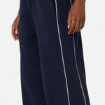 Edikted  Autumn Sweatpants Size M  Photo 0