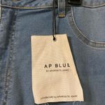 Aphrodite NWT Juniors Women's AP Blue By  Distressed Slim Leg‎ Jeans Size 3X 21 Photo 1