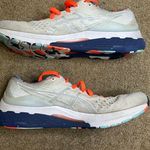 ASICS  Women's 8.5 Gel-Kayano 28 Discontinued Running Shoes Photo 1