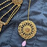 Indian Pakistani Gold and Pink Jewelry Set Photo 2