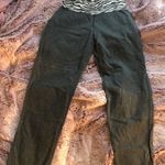 Yoga Pants Gray Photo 2