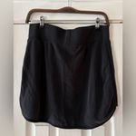 Athleta  Black Mini Skirt Striped Sides Extra Soft Size Medium‎ EUC Photo 1