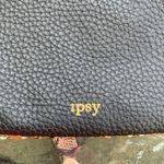 Ipsy  gold sequin make up case Photo 2