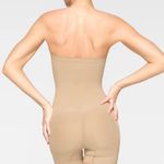 SKIMS Strapless Sculpting Shortie Bodysuit XS Photo 2