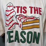 Christmas Cake Graphic T Photo 1