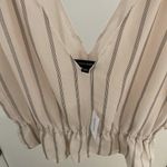 Banana Republic BNWT  striped blouse with tie detail size M Photo 5