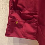 WonderWink Scrub Scrubs Burgandy Top Size 2X Photo 1