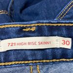 Levi's 721 High Rise Skinny Women's Blue Dark Wash Cropped Denim Jeans Size 30 Photo 4