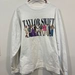 Taylor Swift  Midnight Era Graphic Sweatshirt XL White CB24Q Music Tour Photo 0
