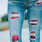 CHECKERED RED PLAID PATCH DESTROYED SKINNY JEANS Size undefined Photo 3