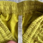 Lululemon  Hotty Hot Shorts Low-Rise 2.5" Yellow Highlight Photo 2