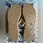 Diane Von Furstenberg  Women s Adelia Sandal Photo 6