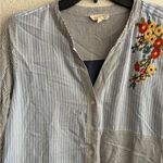 Mystree  Blue Striped Floral Embroidered Button Down Shirt M Photo 8