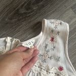 POL Cream Sleeveless Ruffled Tunic Embroidered Lace Blouse Large Photo 2