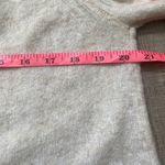 VERO MODA ASOS V-Neck Fuzzy Sweater Oatmeal Women’s Medium Preppy Classic Soft Photo 9