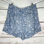 Knox Rose  NWT XL Blue & White Floral Print Pull-On Chambray Shorts w/ Tie Belt Photo 1