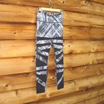 Lululemon  High Times 7/8 Leggings in Heat wave Photo 3