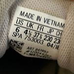 Adidas  Light Purple Women Shoes Size 6 Photo 3