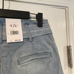 Gloria Vanderbilt NWT  Size 8 Pleated Front Belted High Rise Denim Shorts Photo 4