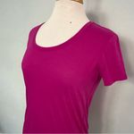 Under Armour Run Magenta Short Sleeve Fitted Tshirt Size M Photo 3