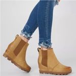 Sorel Women's Joan Of Arctic Wedge I| Chelsea Boot CAMEL
Brown Size 7 Photo 0