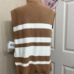 Ellen Tracy  camel and cream vest sweater size  M Photo 3