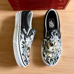 Vans CLASSIC FLAME SKULL SLIP-ON Women 8.0 US Photo 4