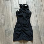 Black Sleeveless Zip Photo 3